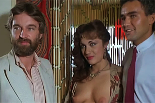 Les Femmes Mariees (1982) – celý pornofilm